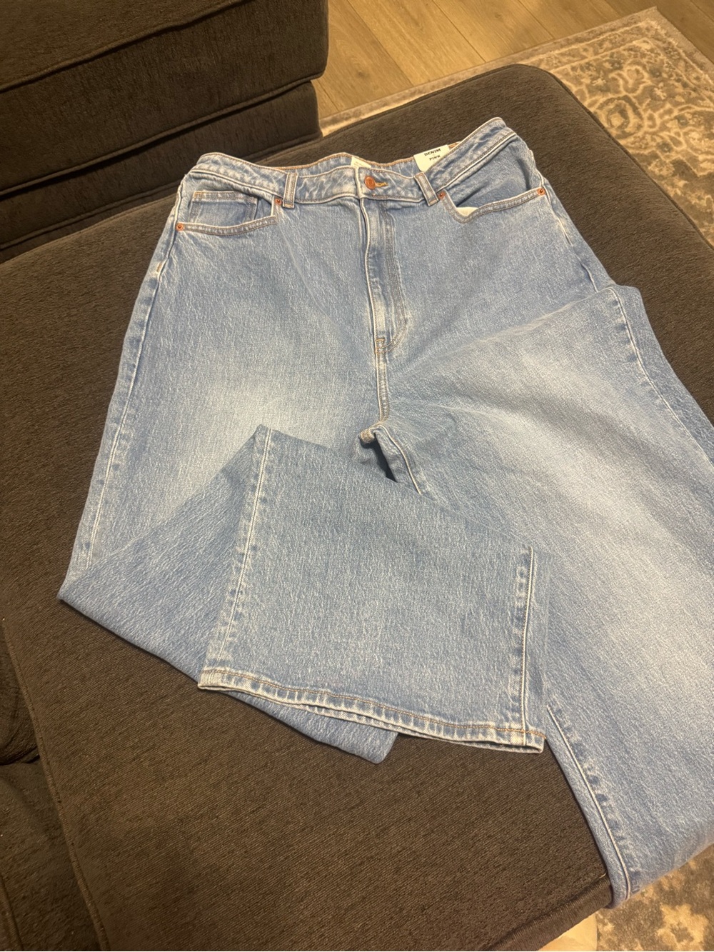 PINK Victoria's Secret Light Wash High-Rise Straight Jeans